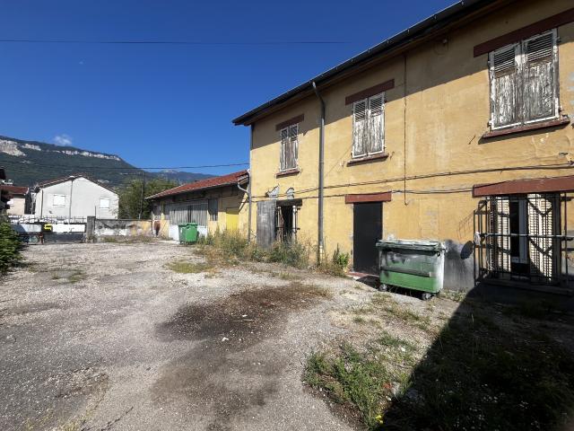 Maison vente à Grenoble, Fontaine
