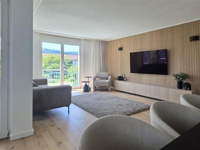 Wohnung kaufen in Oftringen, Aargau