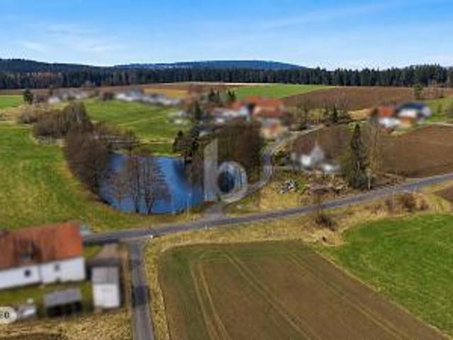 Erdgeschosswohnung mieten in Kulmain, Bayern