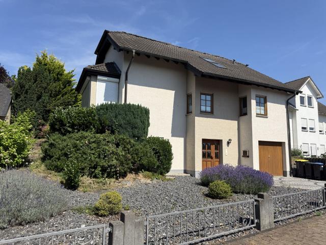 Villa kaufen in Polch, Rheinland-Pfalz