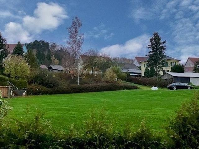 Erdgeschosswohnung kaufen in Neuensalz, Sachsen