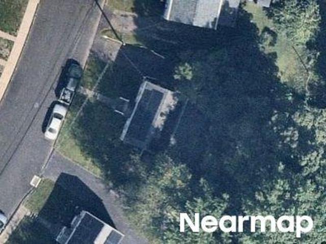 House for sale in East Hartford