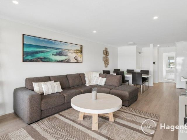 Apartment for sale in Scarborough, City of Stirling