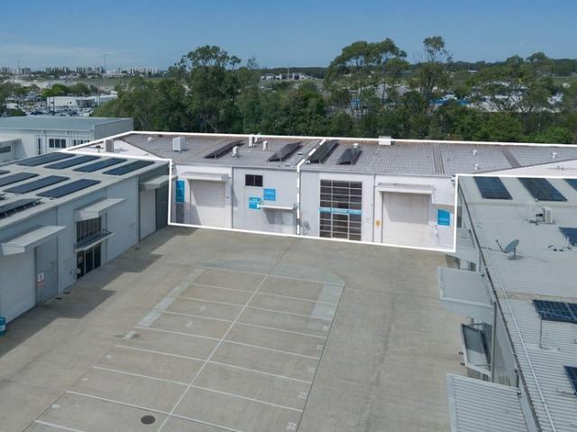 Warehouse for rent in Kings Creek, Queensland