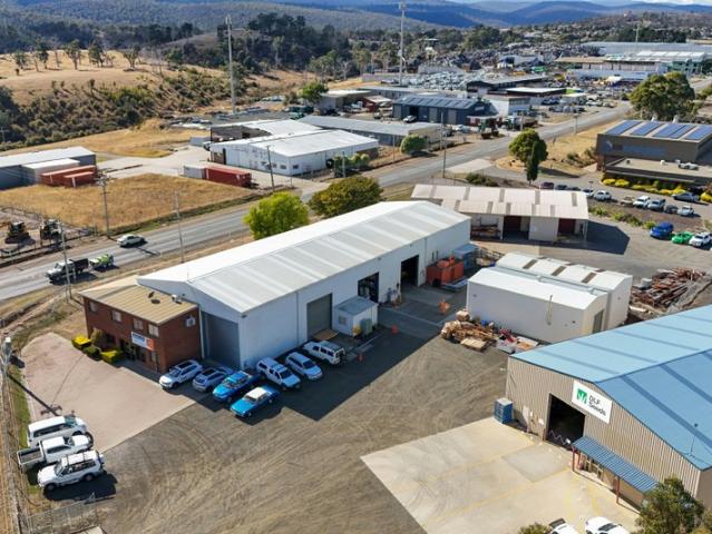 Warehouse for rent in Launceston, Tasmania