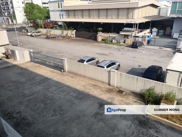 Warehouse for rent in Petaling, Subang Jaya
