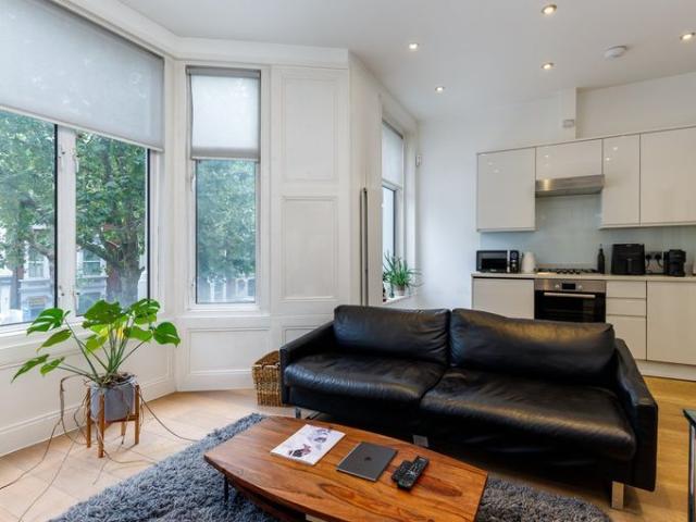 Apartment for rent in London Borough of Hammersmith and Fulham, Greater London