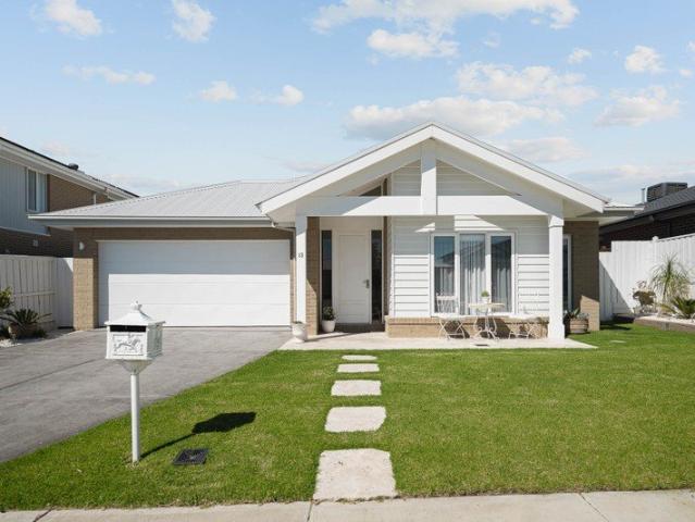 House for sale in Botanic Ridge, Melbourne