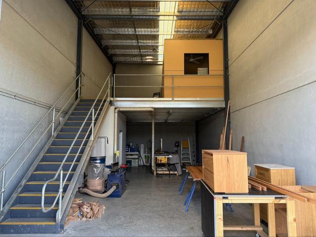 Warehouse for rent in Ambergate, New South Wales