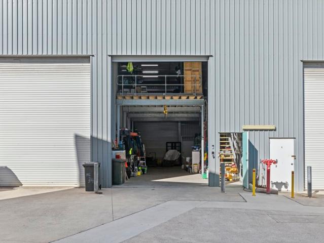 Warehouse for sale in Ambergate, New South Wales