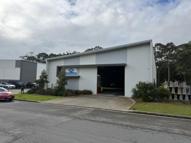 Warehouse for rent in Ambergate, New South Wales