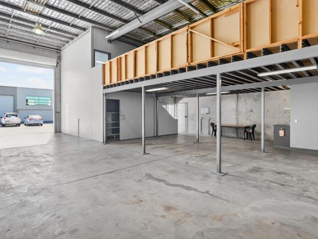 Warehouse for rent in Upper Coomera, Gold Coast City
