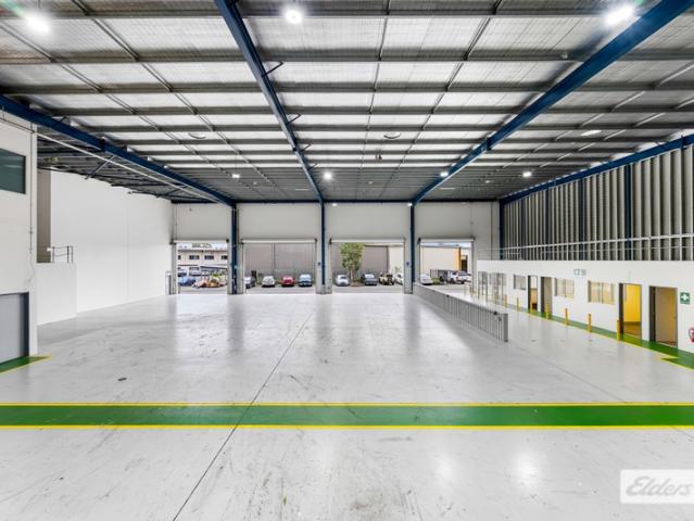 Warehouse for rent in Toombul, Queensland