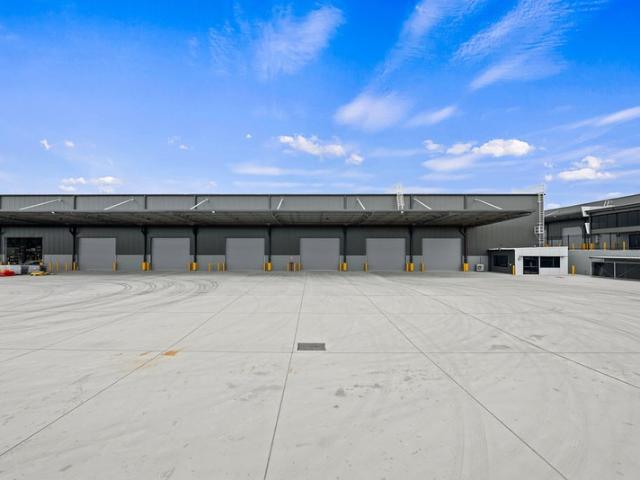 Warehouse for rent in Toombul, Queensland
