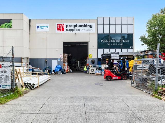 Warehouse for rent in Camerons Creek, Victoria