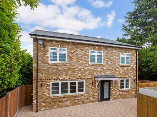 House for sale in North Watford, Hertfordshire