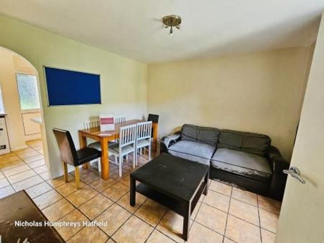 Room for rent in Hatfield, Fretherne