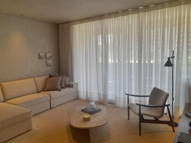 Apartamento venda em Região Geográfica Imediata do Distrito Federal, Região Integrada de Desenvolvimento do Distrito Federal e Entorno