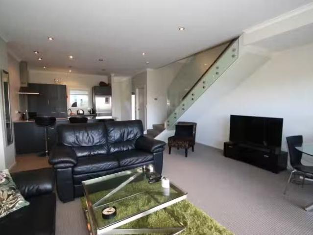 Apartment for rent in Hillsborough, Taranaki