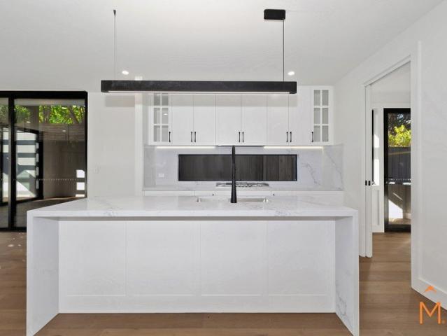 Cottage for rent in Camerons Creek, Victoria