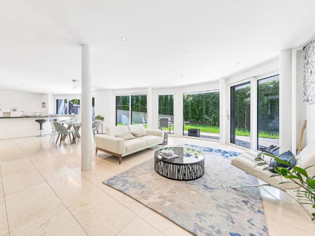 Maisonette kaufen in Pully, Waadt