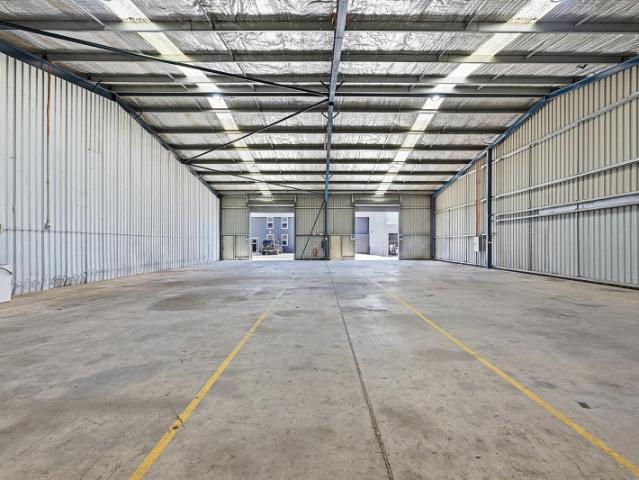 Warehouse for rent in Orange, New South Wales
