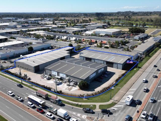 Warehouse for rent in Toombul, Queensland