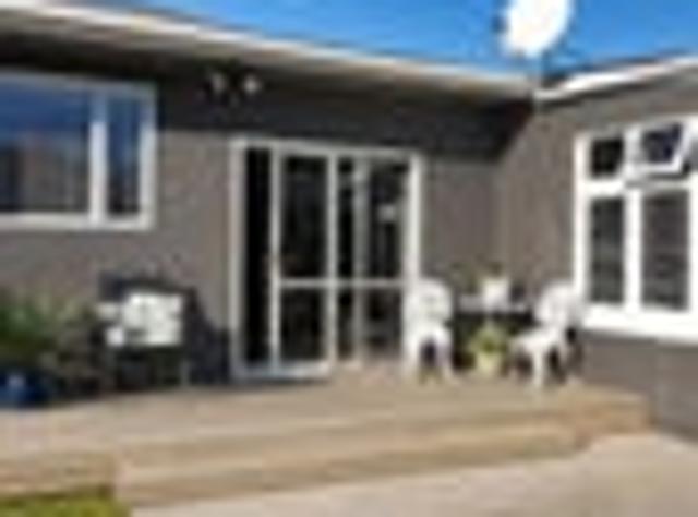 House for sale in Otakou