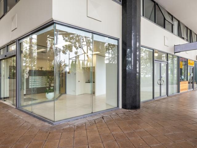 Retail for rent in Lower North Shore, Sydney