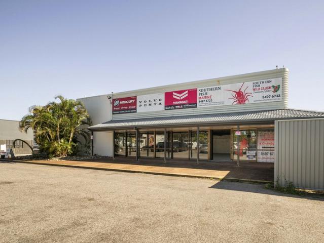 Warehouse for rent in Sandstone Point, Greater Brisbane