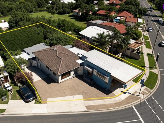 Retail for sale in Toombul, Queensland