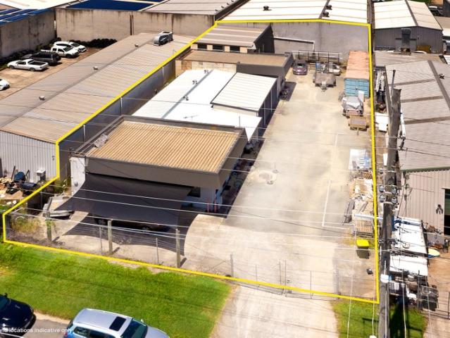 Warehouse for rent in Toombul, Queensland