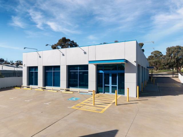 Warehouse for sale in Bendigo, Victoria