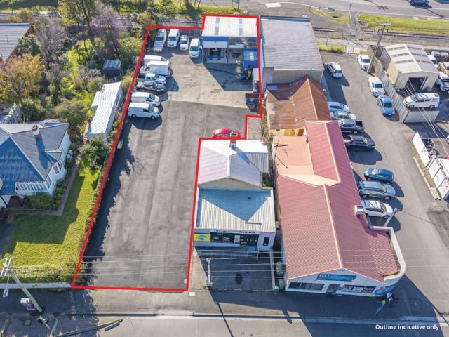 Warehouse for rent in Glenorchy