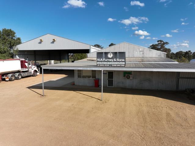 Warehouse for sale in Narromine, New South Wales