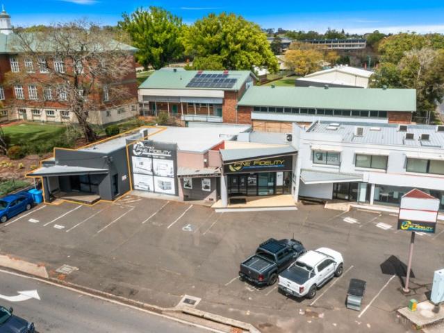 Office for rent in Toowoomba City, Queensland