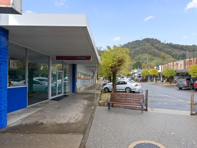 Retail for sale in Mount Beauty, Victoria