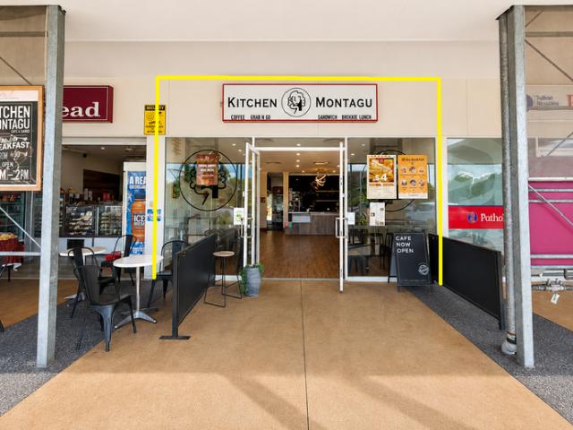 Retail for rent in Toombul, Queensland