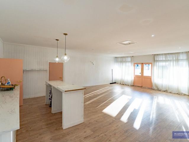 Office for rent in Toombul, Queensland