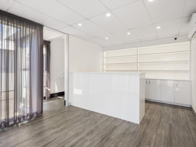Retail for rent in Toombul, Queensland