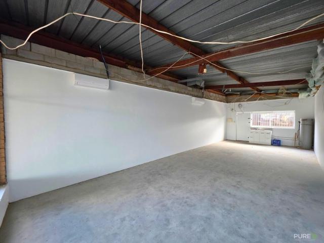 Retail for rent in Toombul, Queensland