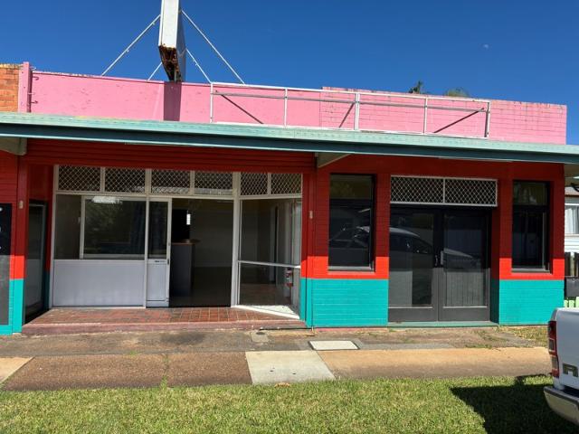 Office for rent in Maryborough, Queensland