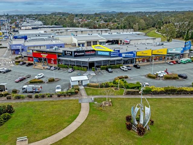 Retail for rent in Toombul, Queensland
