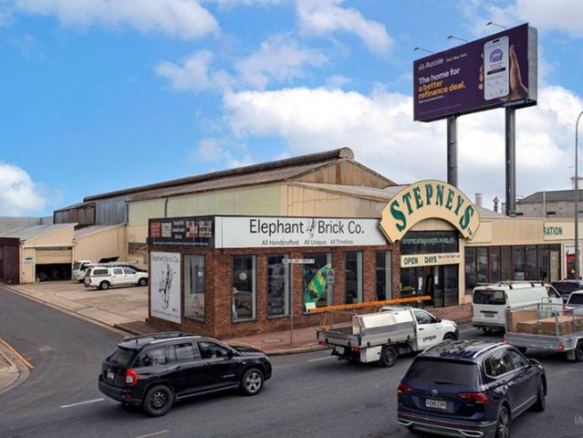 Warehouse for rent in Horseshoe Creek, South Australia