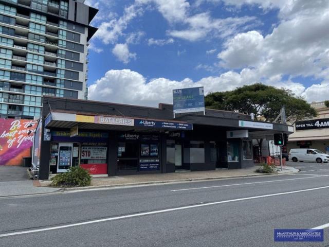 Retail for rent in Toombul, Queensland