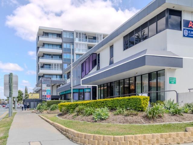 Retail for rent in Mermaid Beach, Gold Coast City