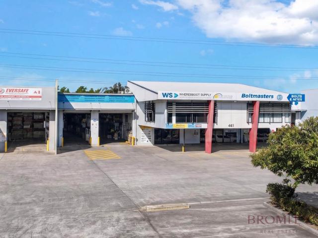 Warehouse for rent in Toombul, Queensland
