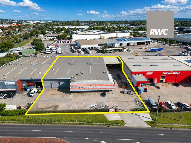Warehouse for rent in Toombul, Queensland