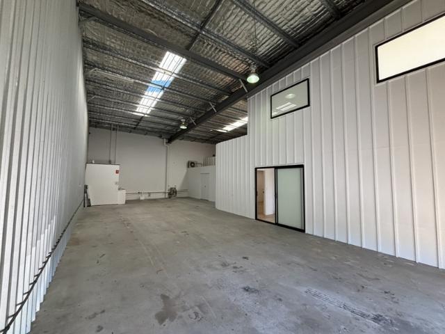 Warehouse for rent in Fernbrook, Queensland