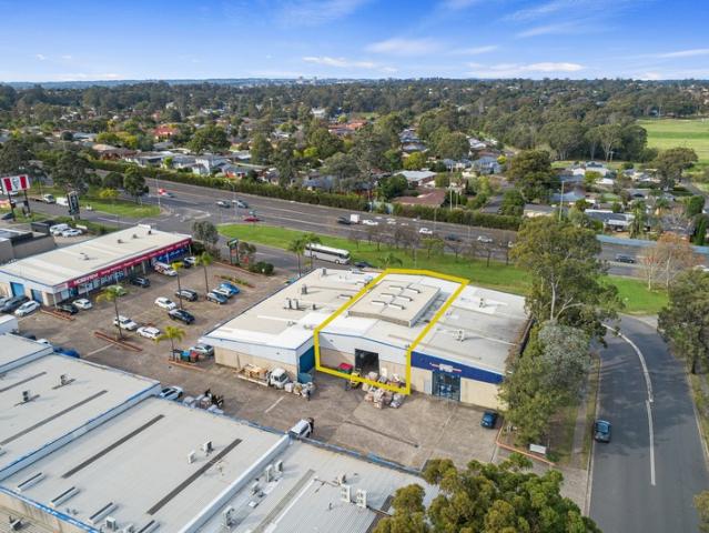 Warehouse for sale in Kings Park, New South Wales